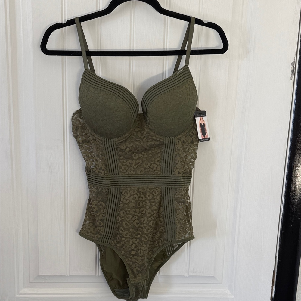 NWT Olive Lace Bodysuit with Padded Cups - Women Intimates